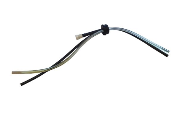 Montaje del tubo de combustible Makita 126138-4