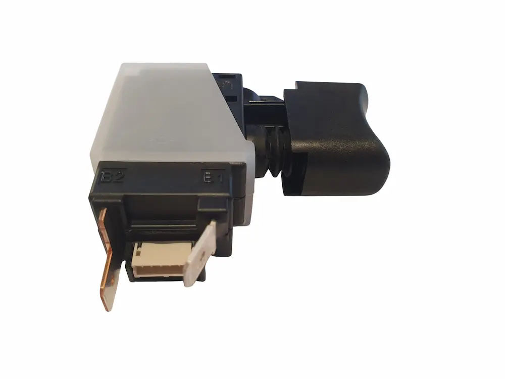 Interruptor Gatillo Switch Makita 140U03-9 - Imagen 4